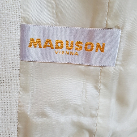 Maduson Vienna Vntg Women's Blazer. Cream Linen/Cotton. 6 - Picture 3 of 10